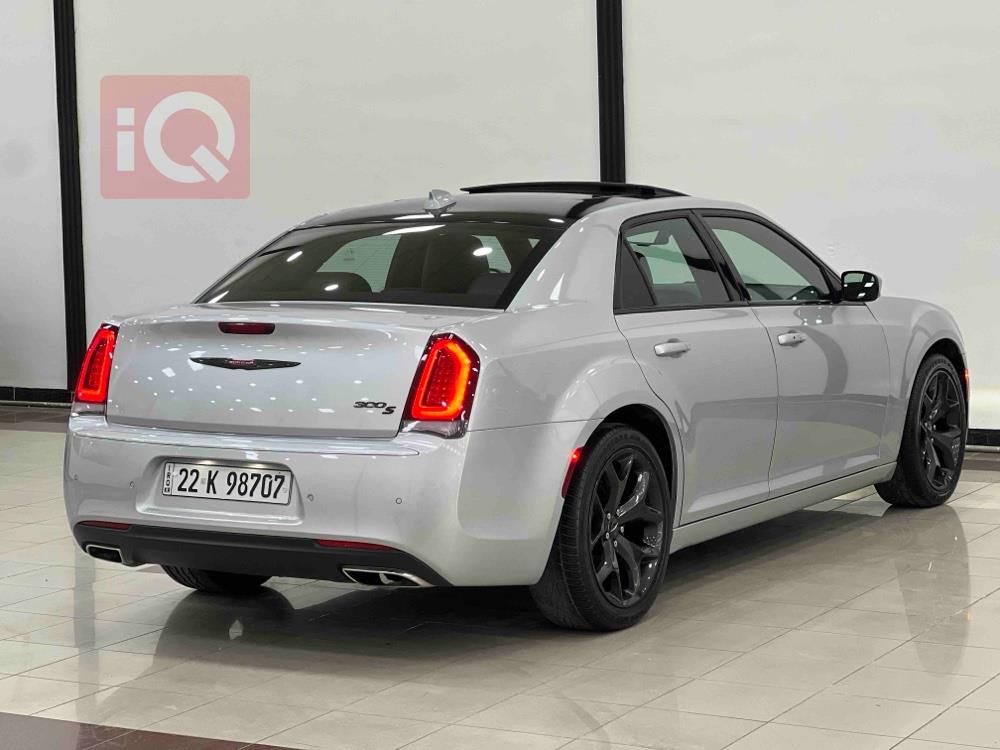 Chrysler 300